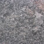 Szary Granit Steel Grey na blaty kuchenne, schody, parapety